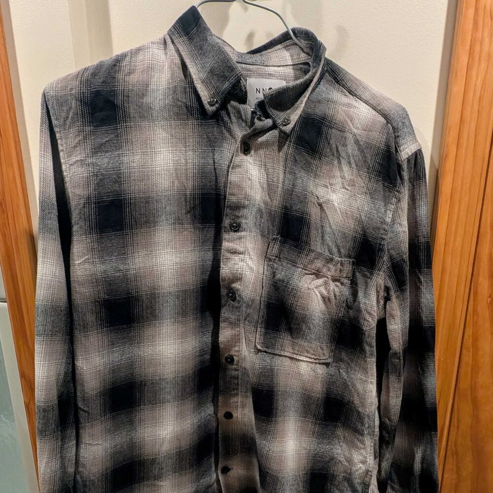 No Nationality (NN07) Long sleeve button up - size small